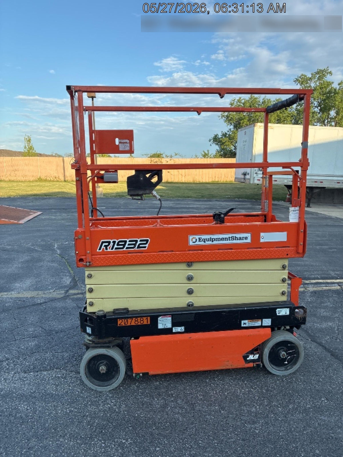 2022 JLG R1932