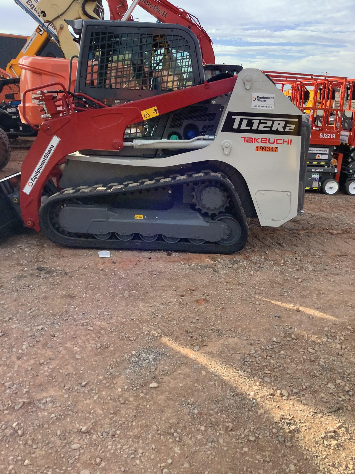2022 TAKEUCHI TL12R2-CR