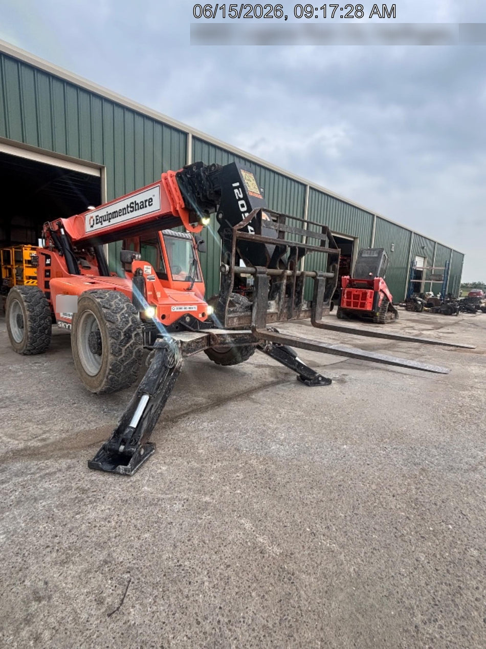 2021 JLG 12054