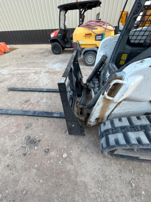 2025 ARROW MATERIAL HANDLING F5100CB - 72"