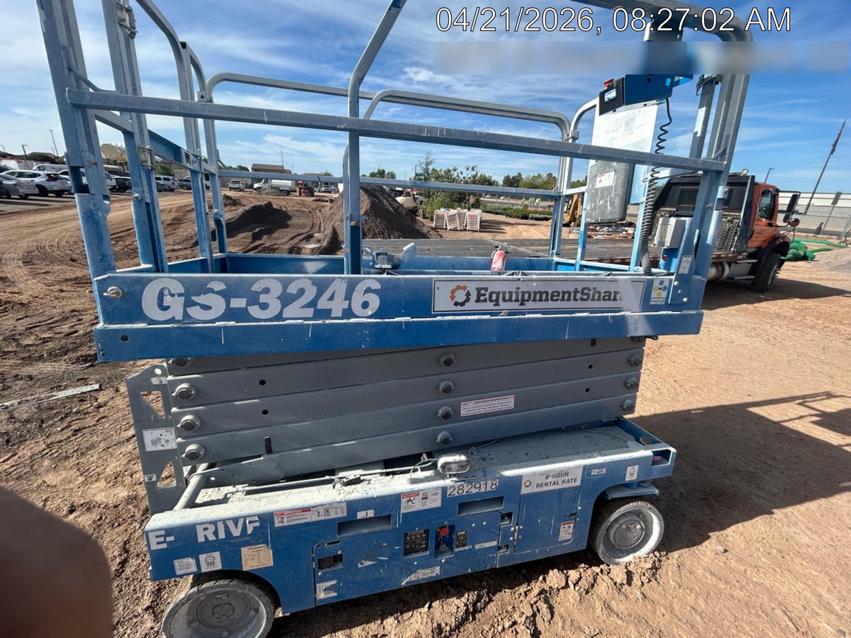 2022 GENIE GS-3246