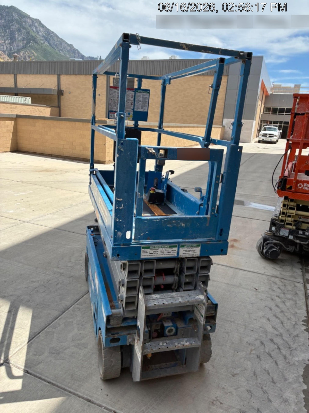 2020 Genie GS-1930 Solid Non Marking Tires, Beacon, Folding rails with half height swing gate