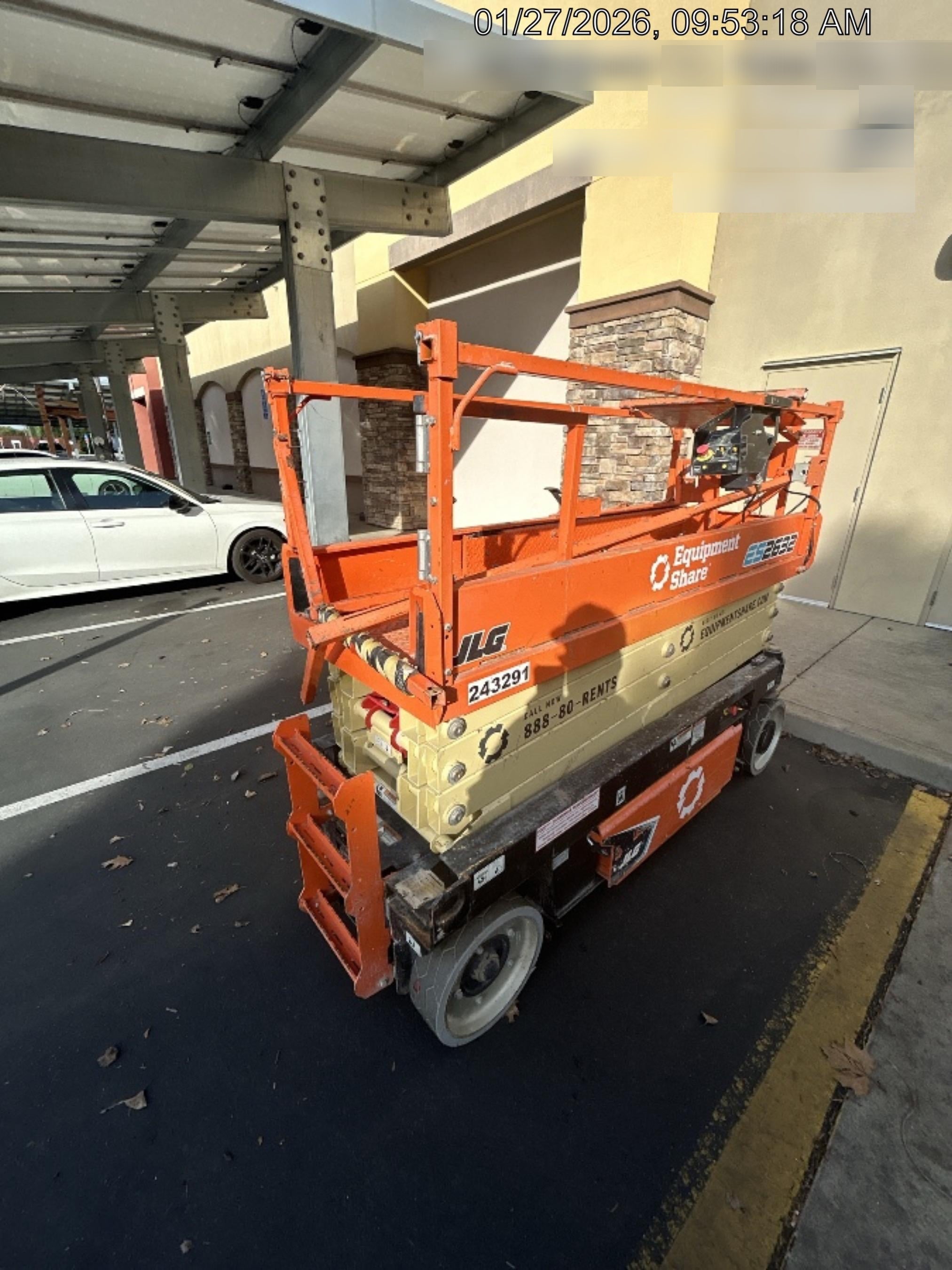 2022 JLG ES2632