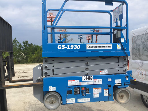 2020 Genie GS-1930 Fixed rails with chain entry gate - Pre A92.20