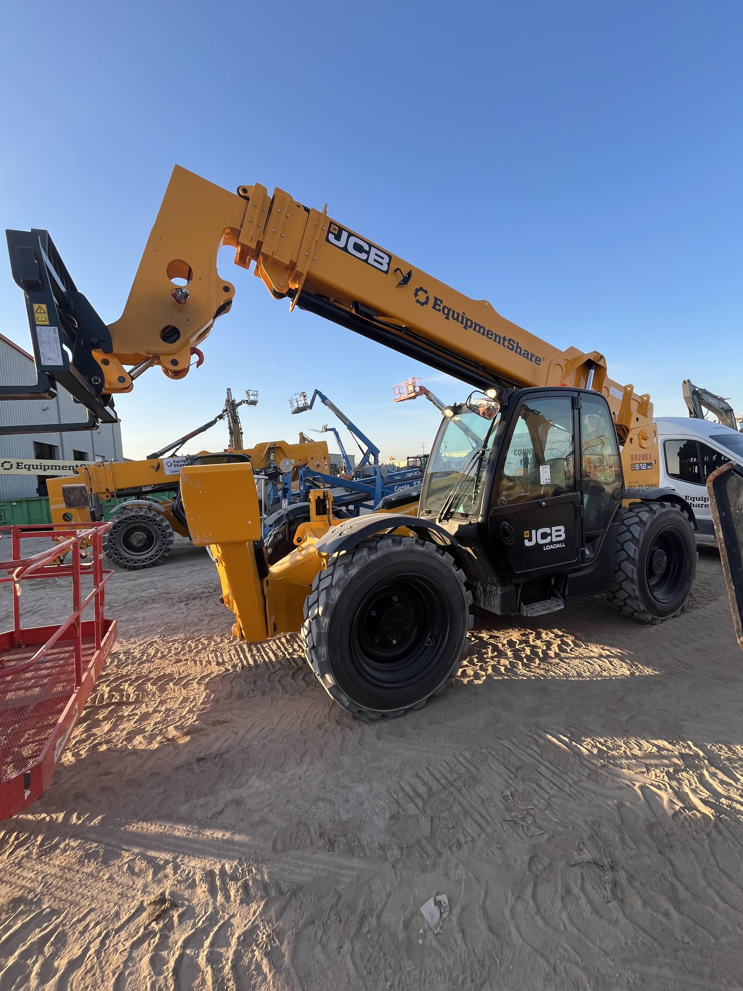2025 JCB 512-56