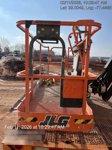 2024 JLG 860SJ