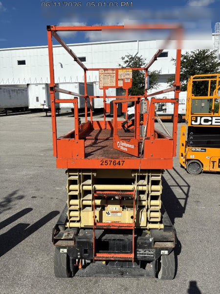 2022 JLG ES3246