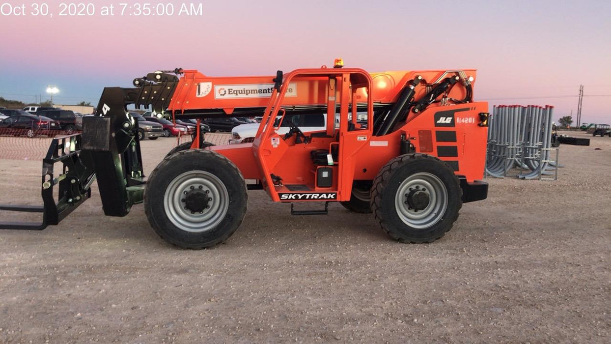 2020 Skytrak 12054 74Hp, Canopy, FF Tires, Work Lights, Beacon, Aux Hydraulics, Back up Alarm, Lifting Eye, ES Decals