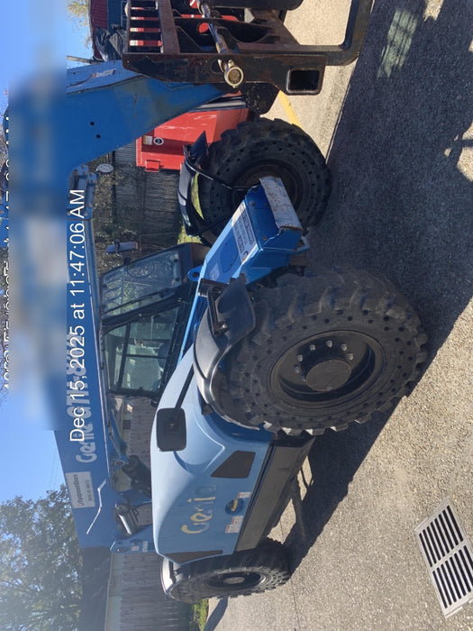 2019 Genie GTH-844 Genie GTH-844 w/Enclosed Cab w/HVAC, Work Lights, Solid Tires, Beacon, 60" Carriage and Forks