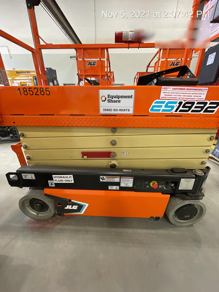 2021 JLG ES1932