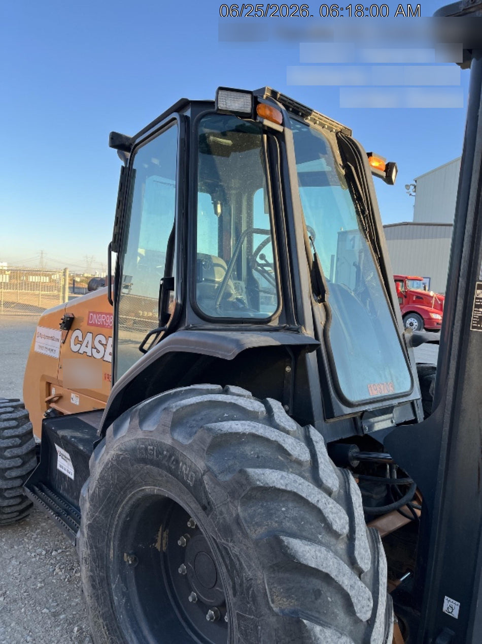 2021 CASE 588H