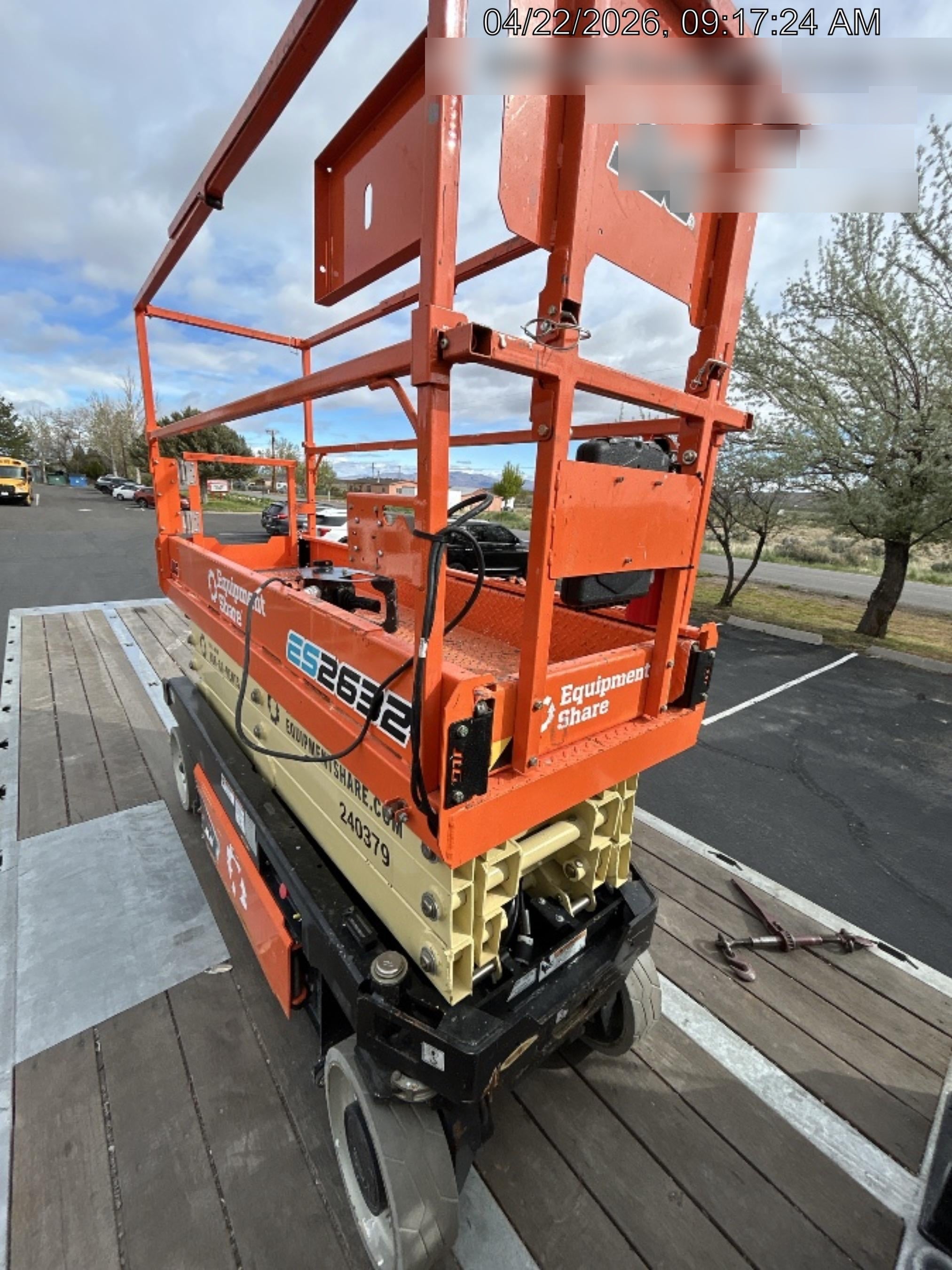 2022 JLG ES2632
