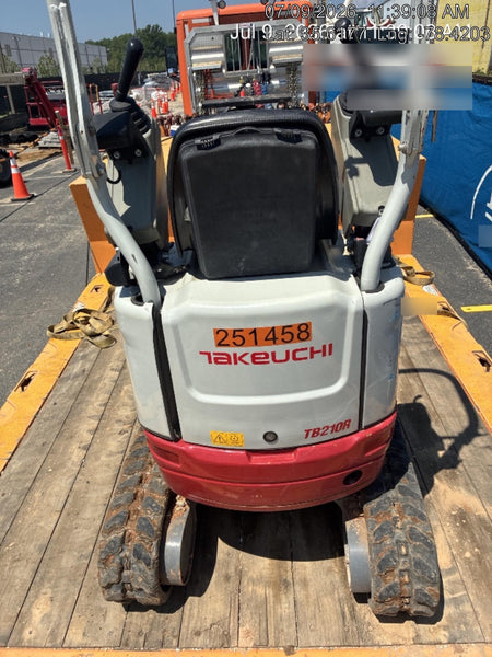2022 TAKEUCHI TB210R