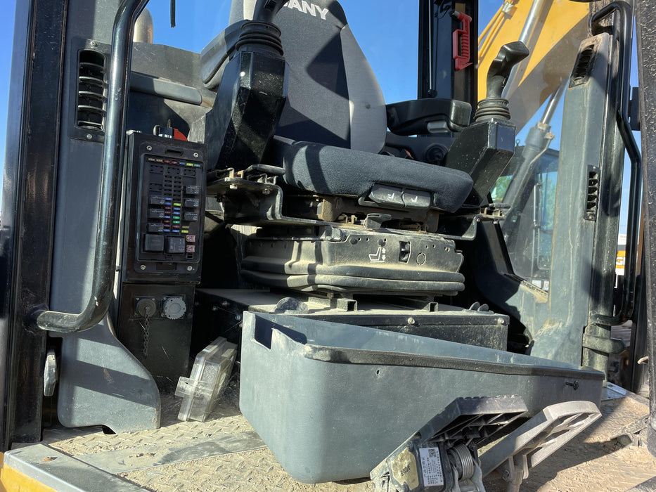 2022 TOYOTA 50-8FGU25