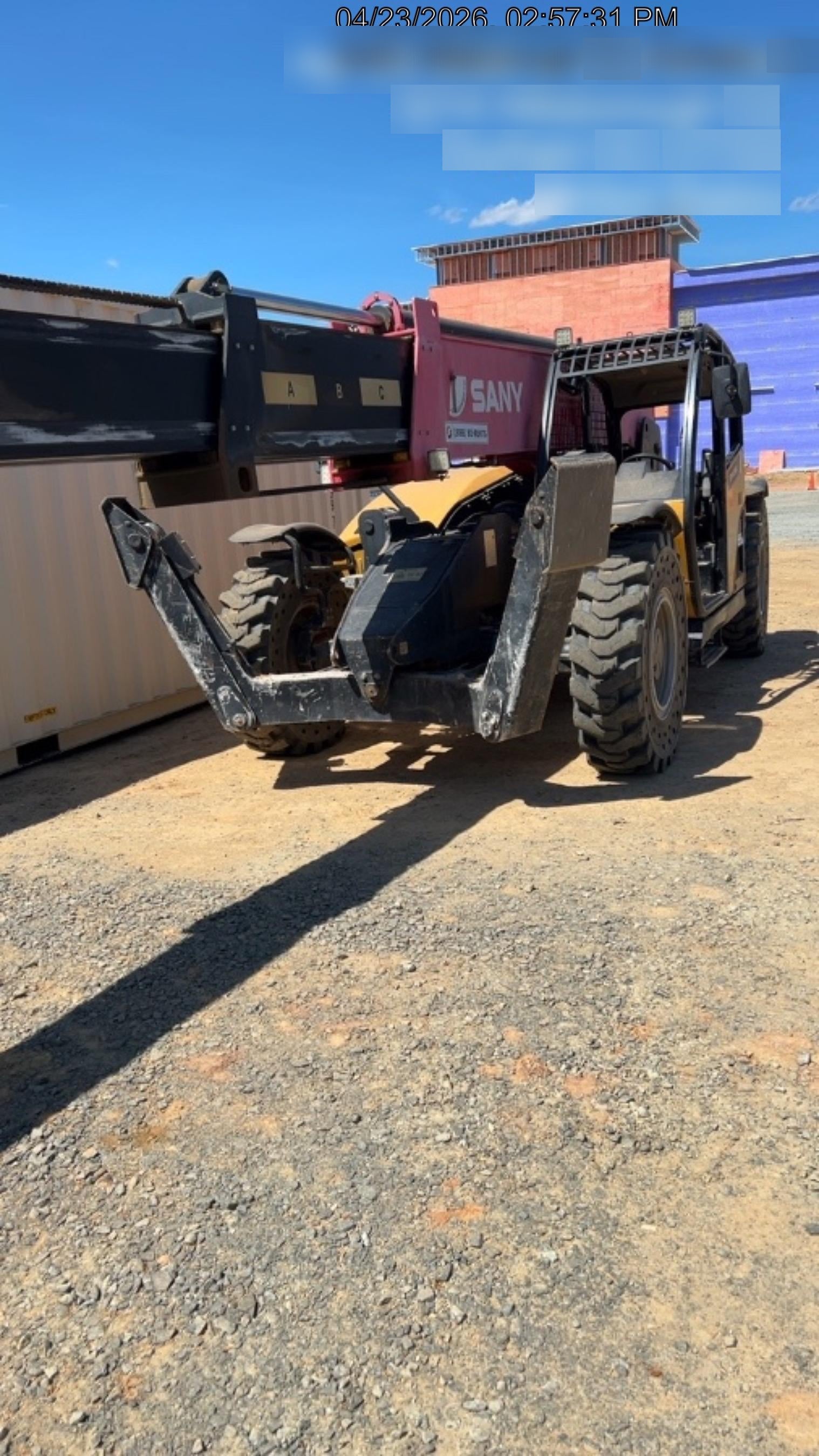 2020 SANY STH1056