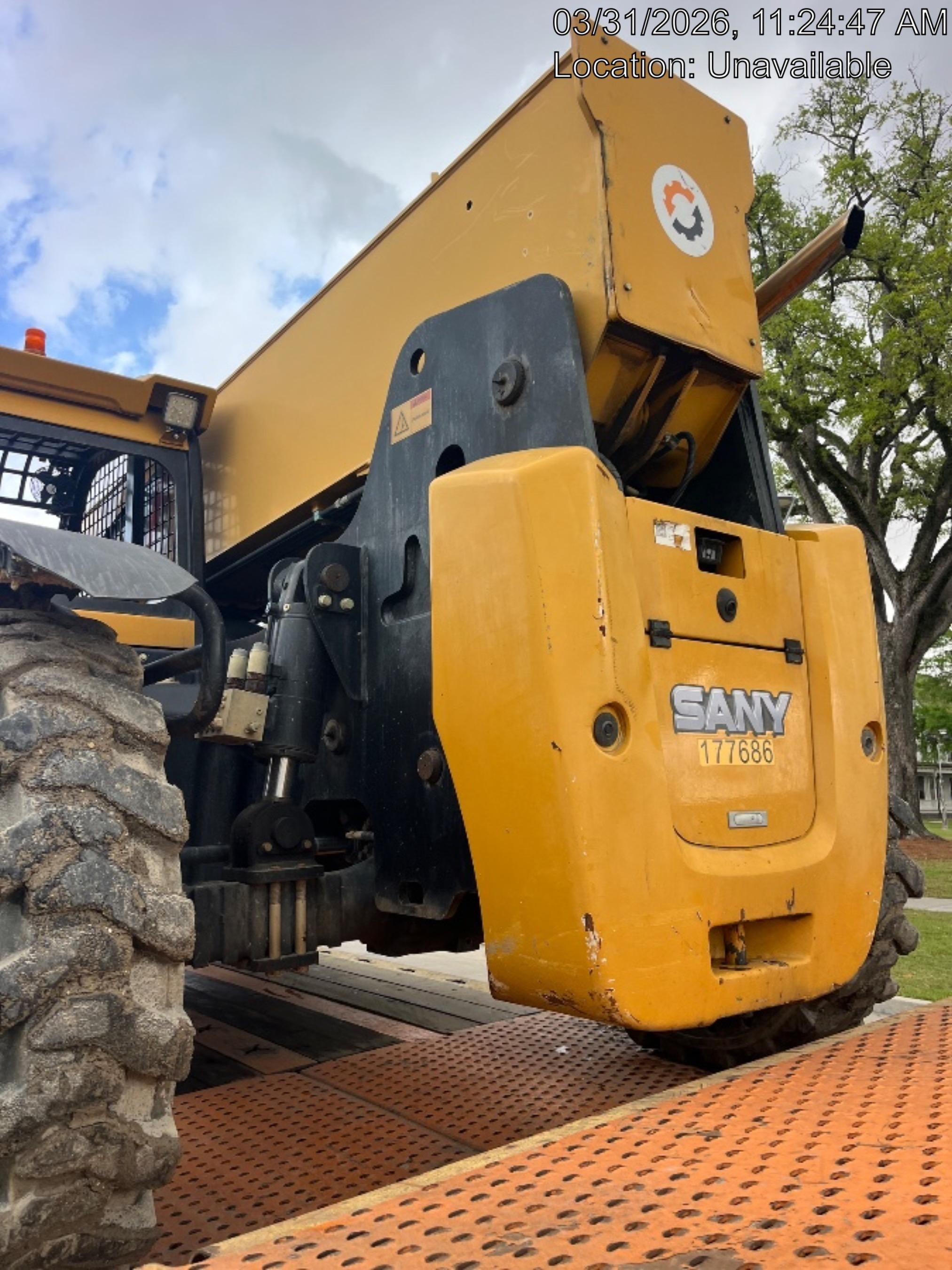 2021 SANY STH1056