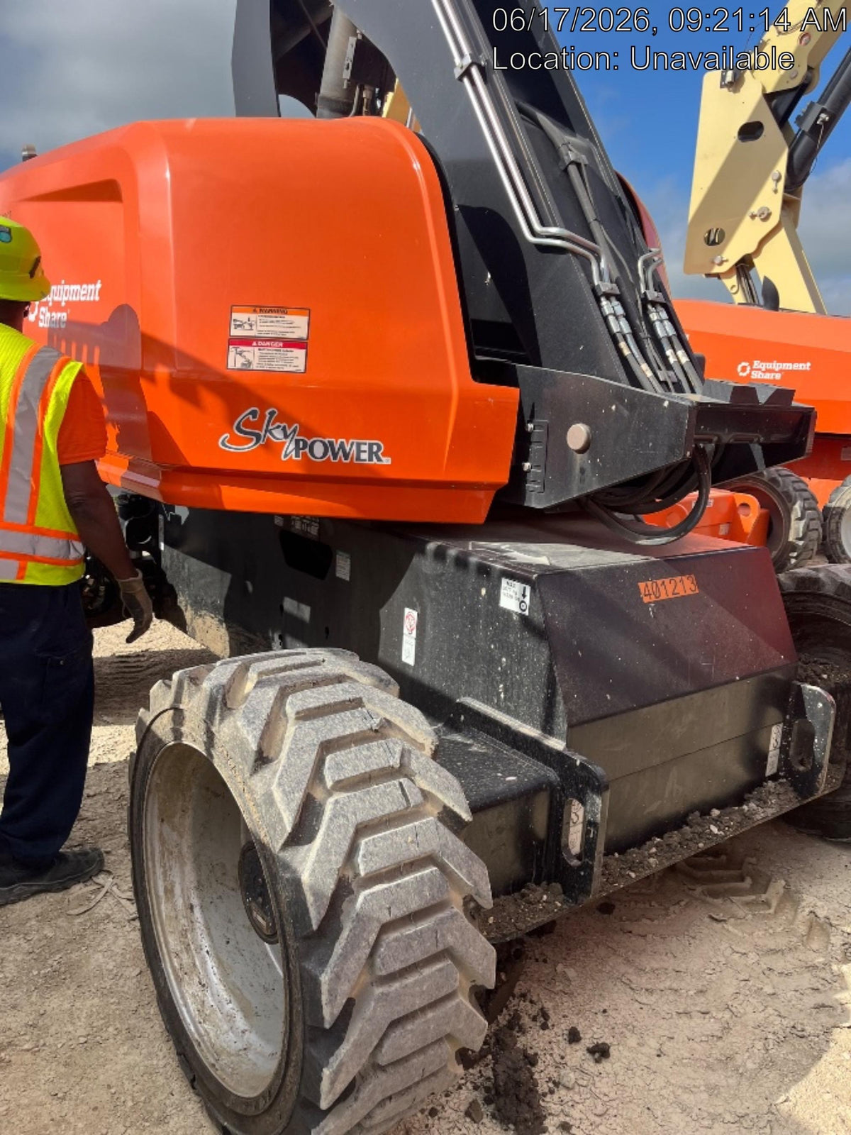 2024 JLG 660SJ