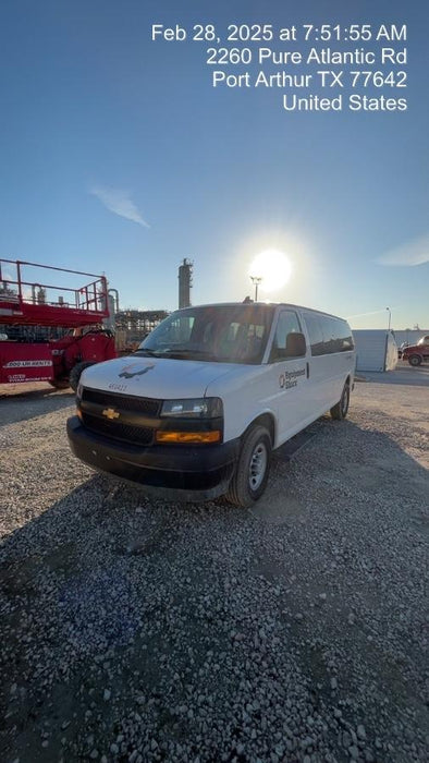 2024 CHEVROLET Express Van - Rental