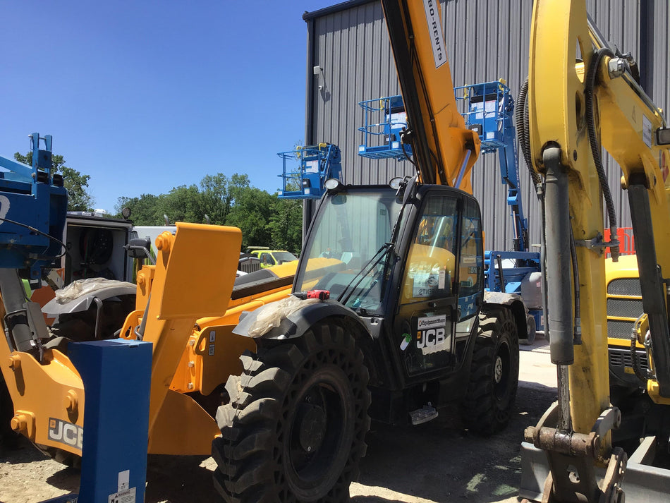 2020 JCB 510-56