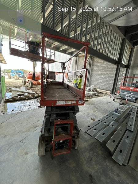 2018 Skyjack SJIII-3226 Skyjack SJIII3226 Scissor Lift w/Trojan Batteries