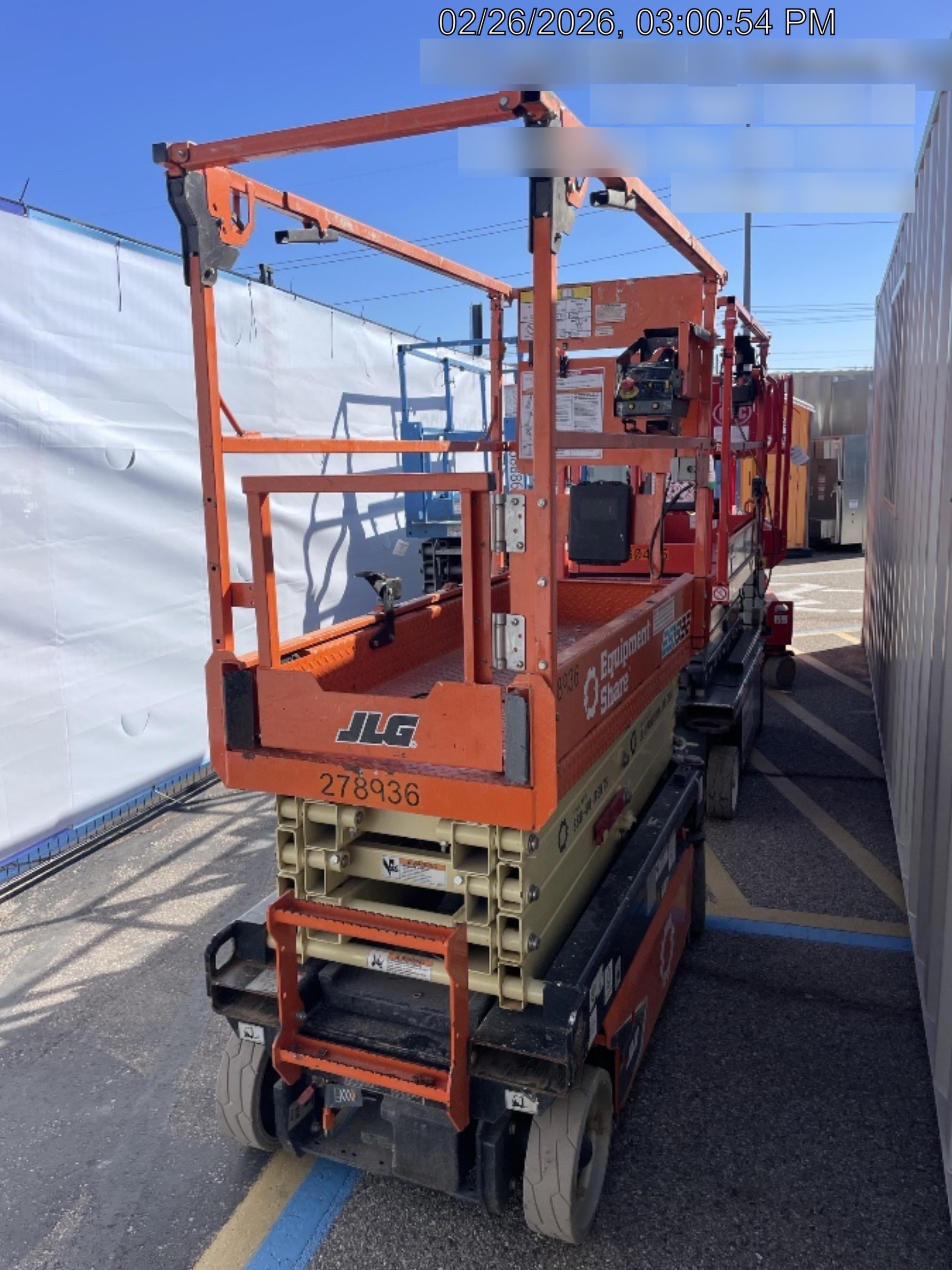 2022 JLG ES1932