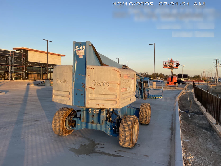 2016 GENIE S-45