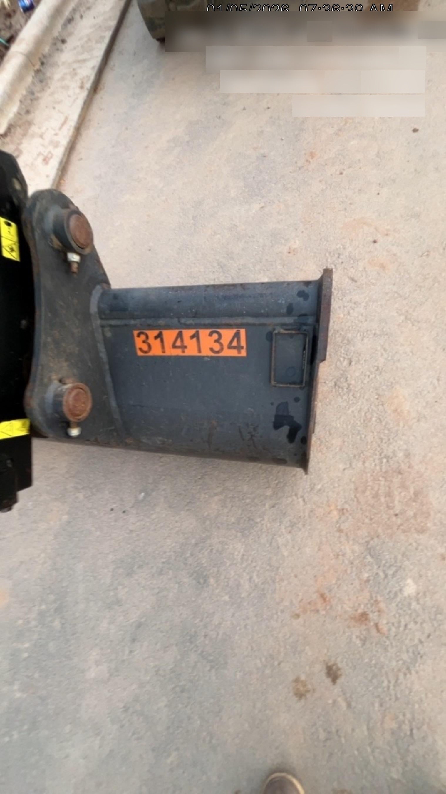 2023 GEITH 48" Grading Swivel Bucket