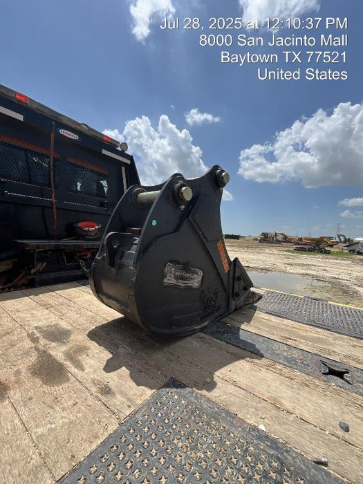 2025 RHINOX 18" Bucket - Rhinox