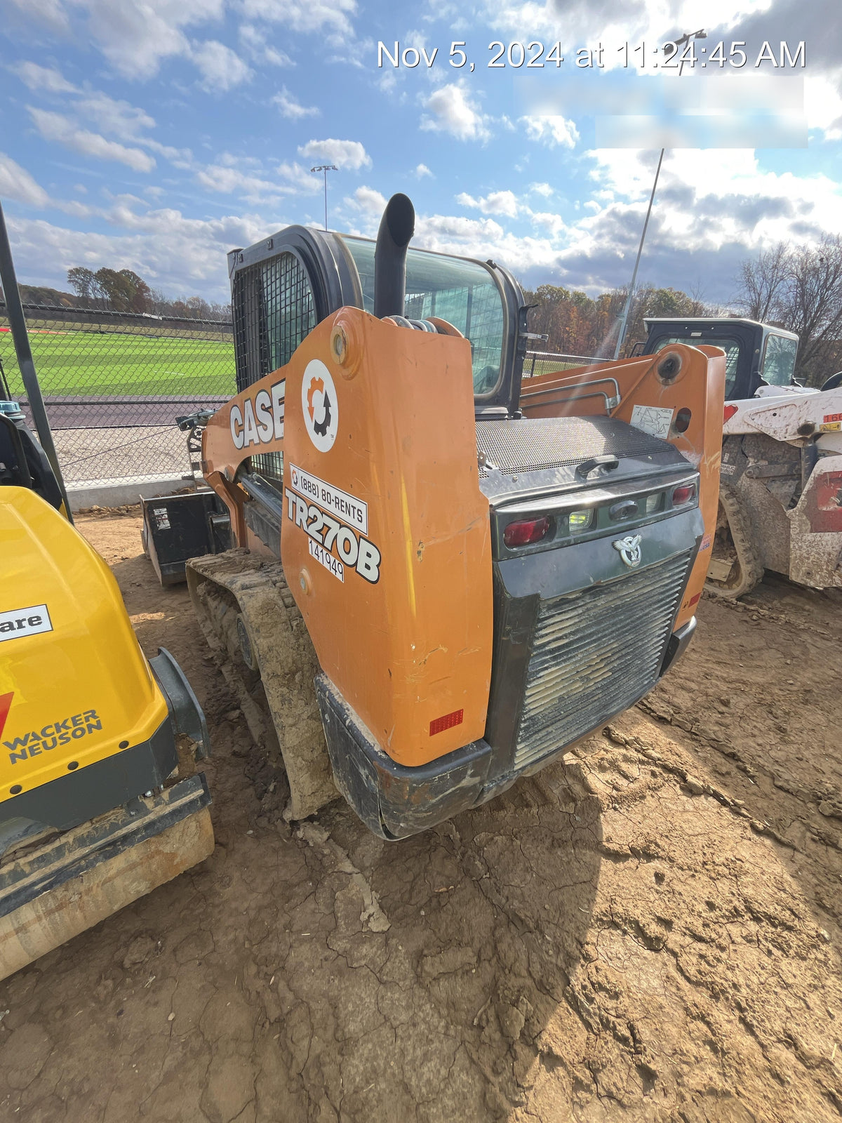 2021 CASE TR270B