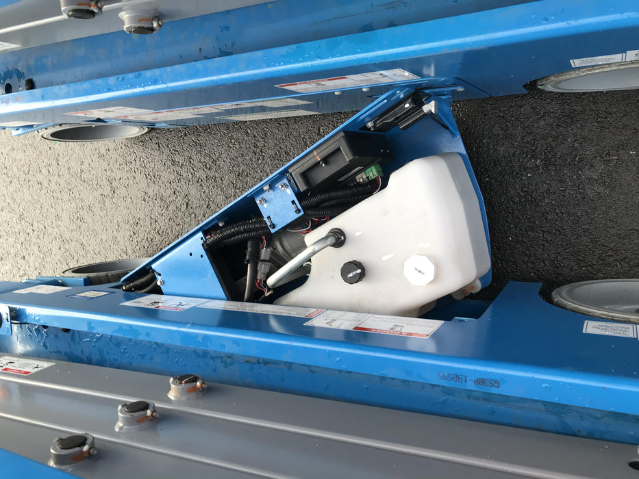 2019 Genie GS-1930 Half Height Swing Gate, 800W Inverter