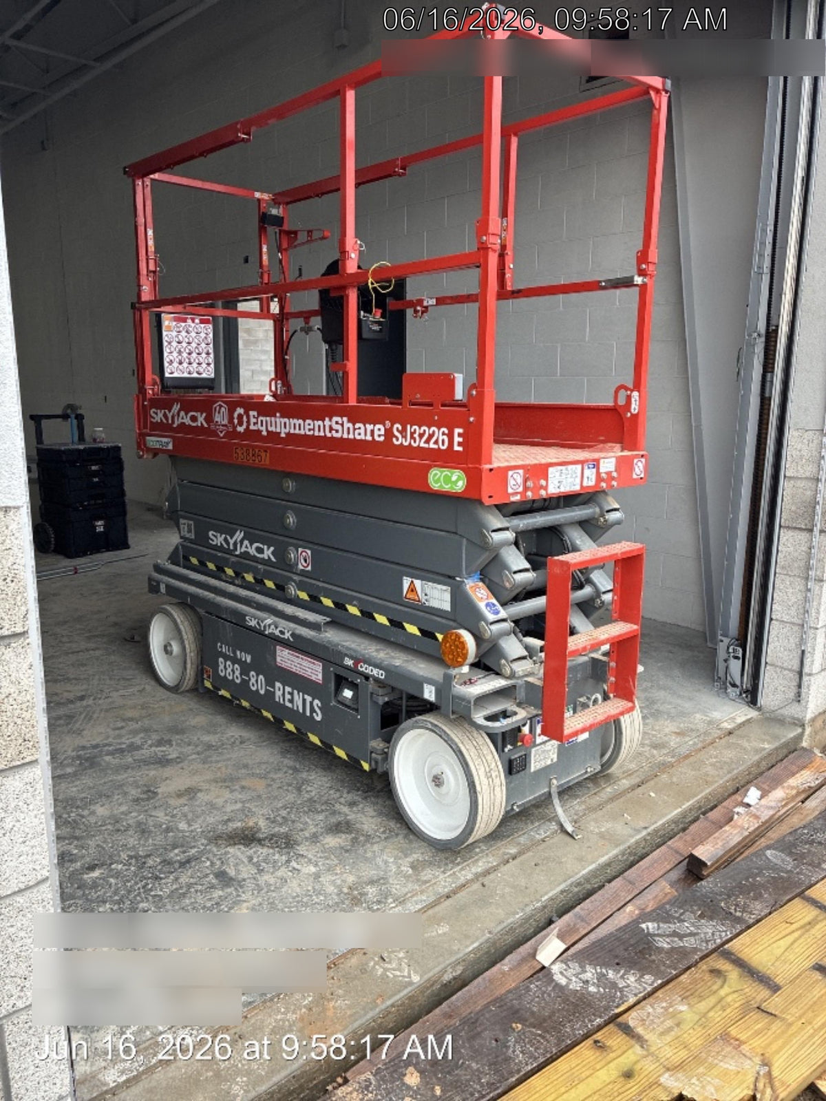 2025 SKYJACK SJ3226