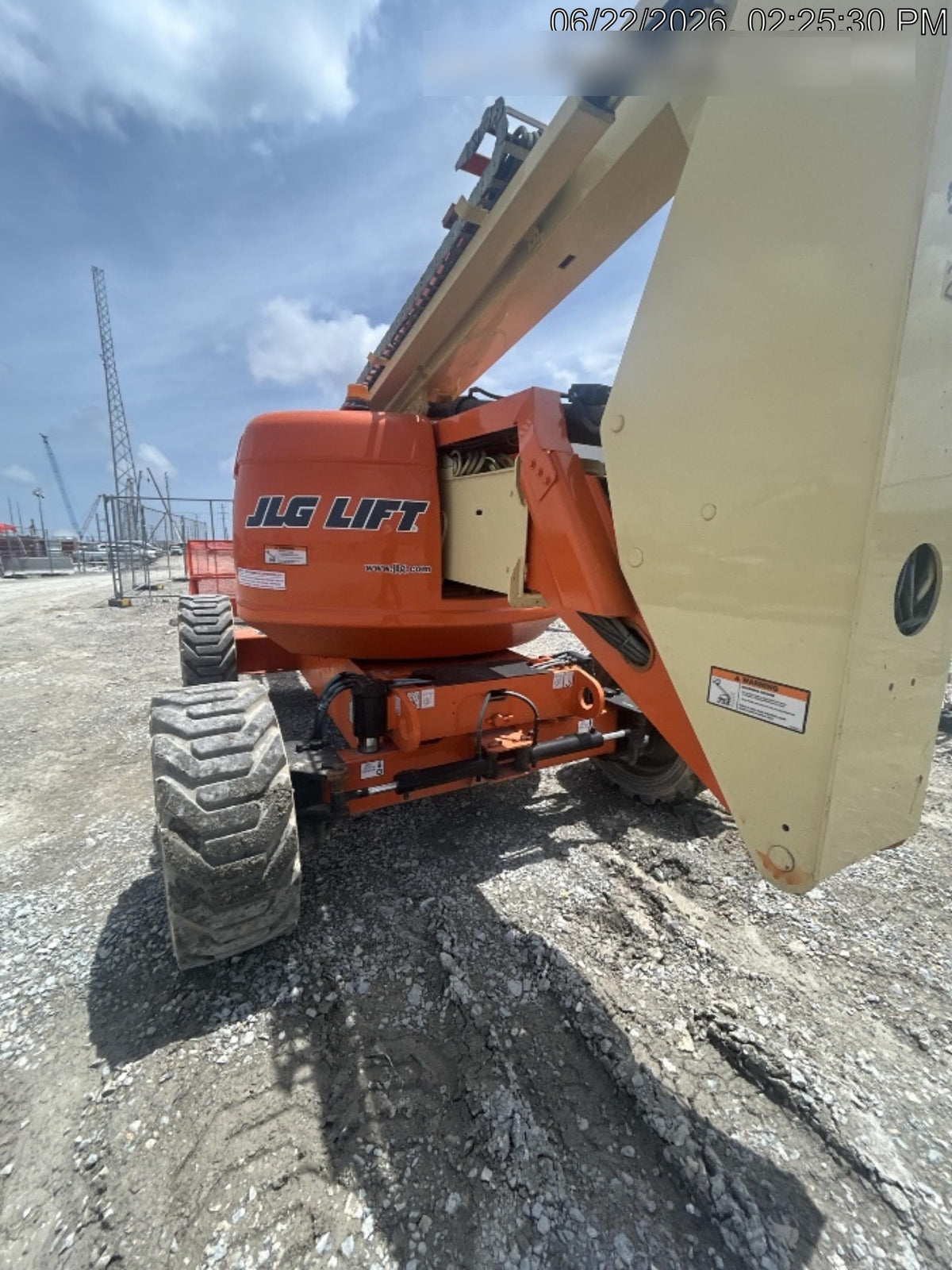 2019 JLG 600AJ