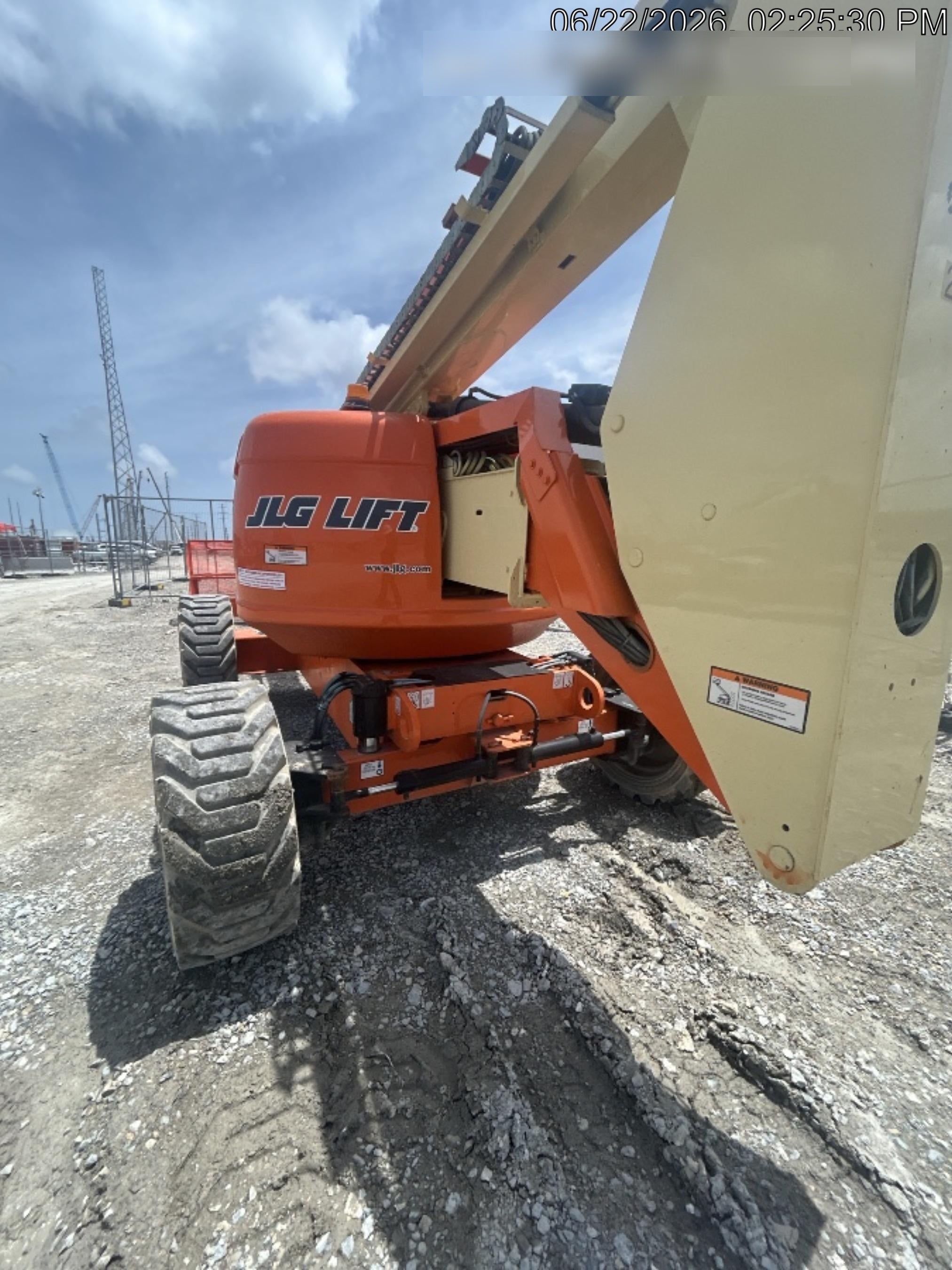 2019 JLG 600AJ