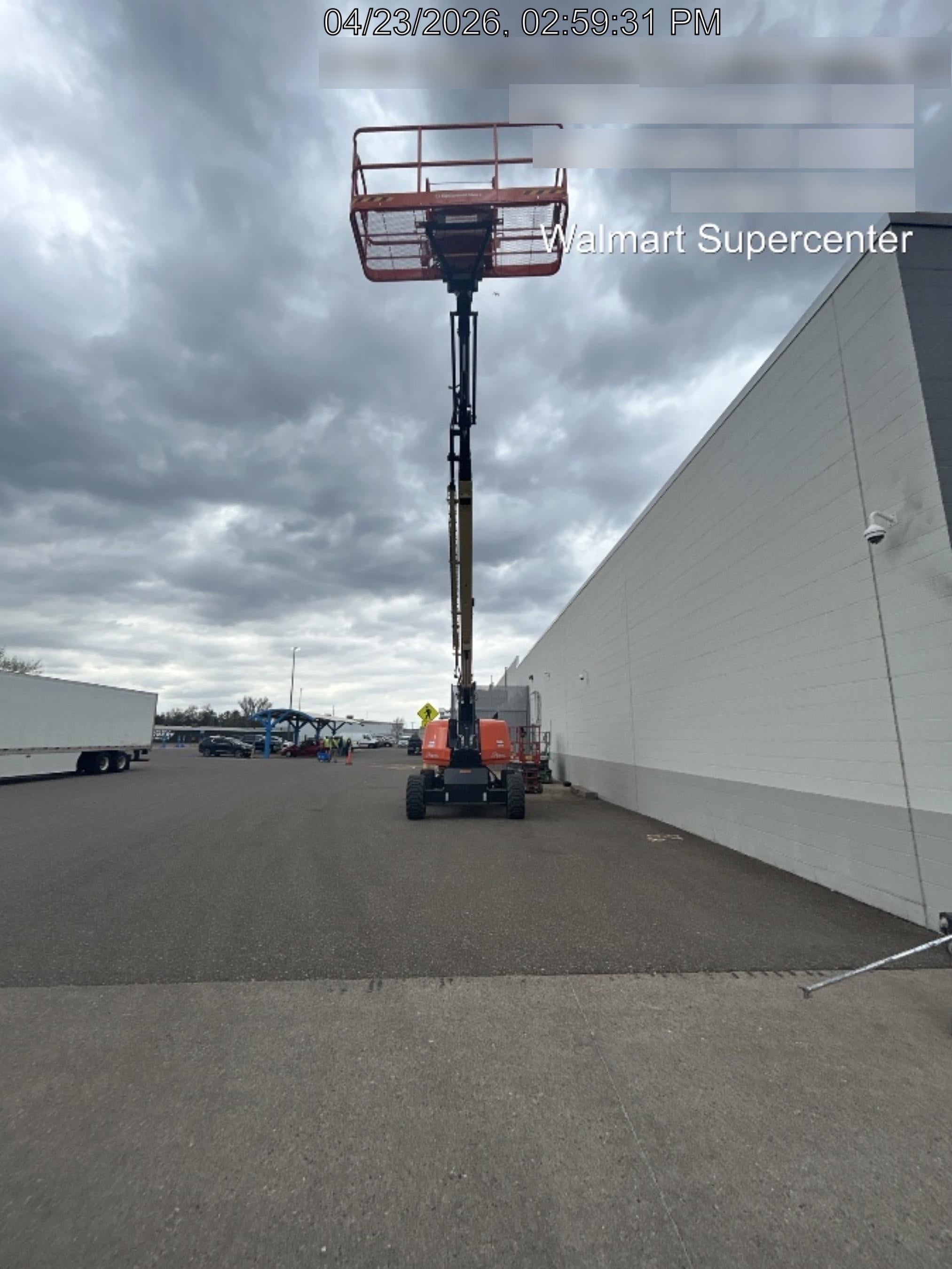 2025 JLG 660SJ