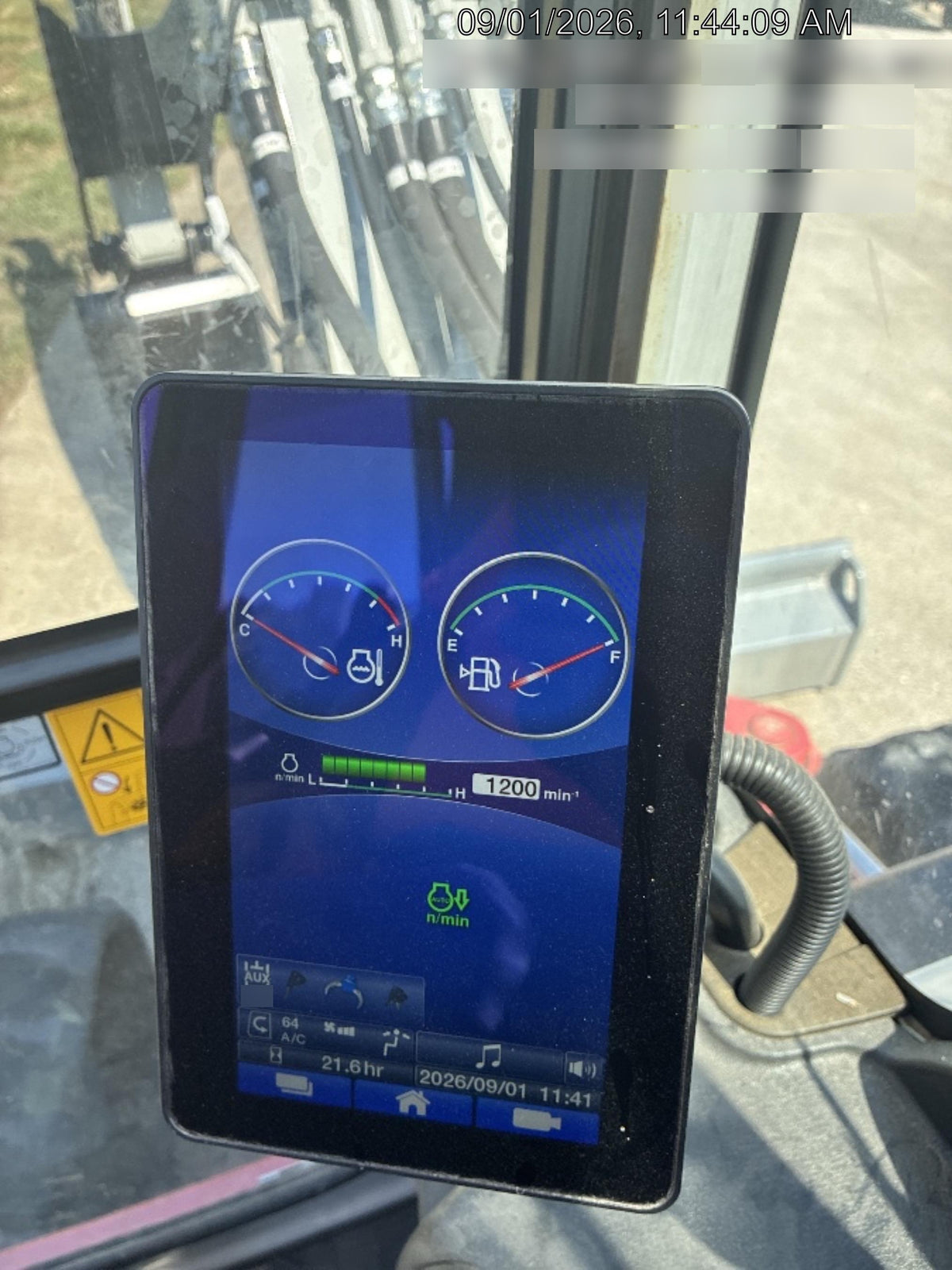2024 TAKEUCHI TB370CR