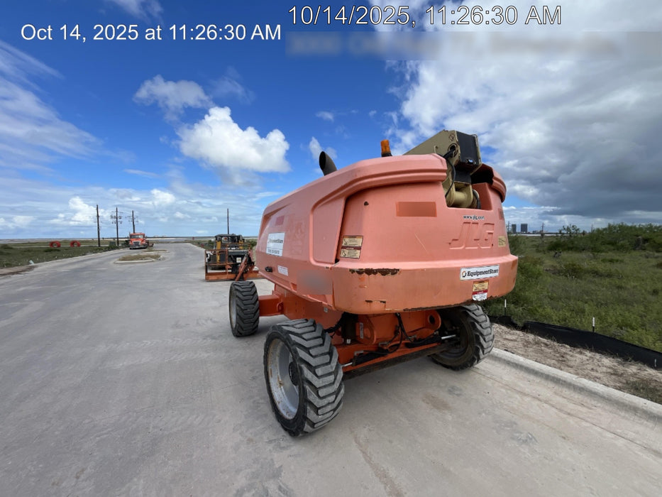 2018 JLG 660SJ
