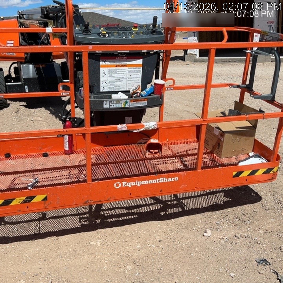 2025 JLG 660SJ