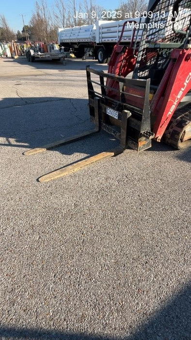 2022 ARROW MATERIAL HANDLING F5000