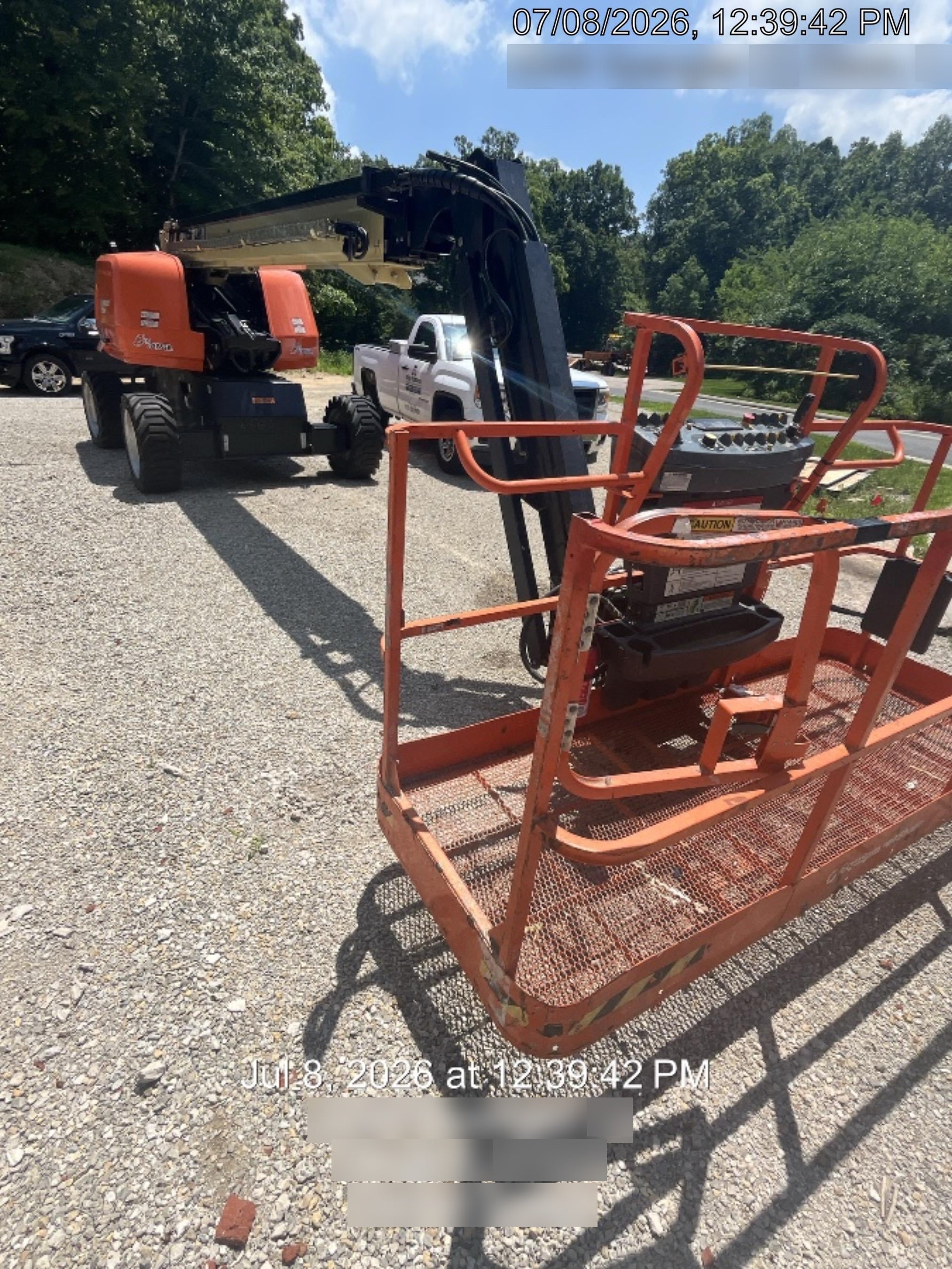 2024 JLG 660SJ