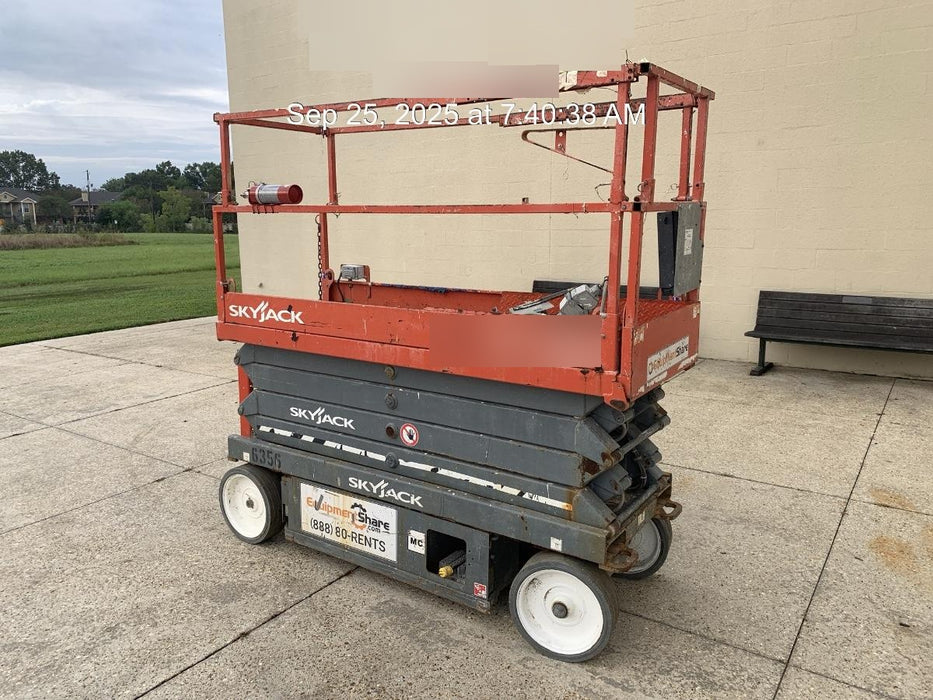 2017 SKYJACK SJIII-3226