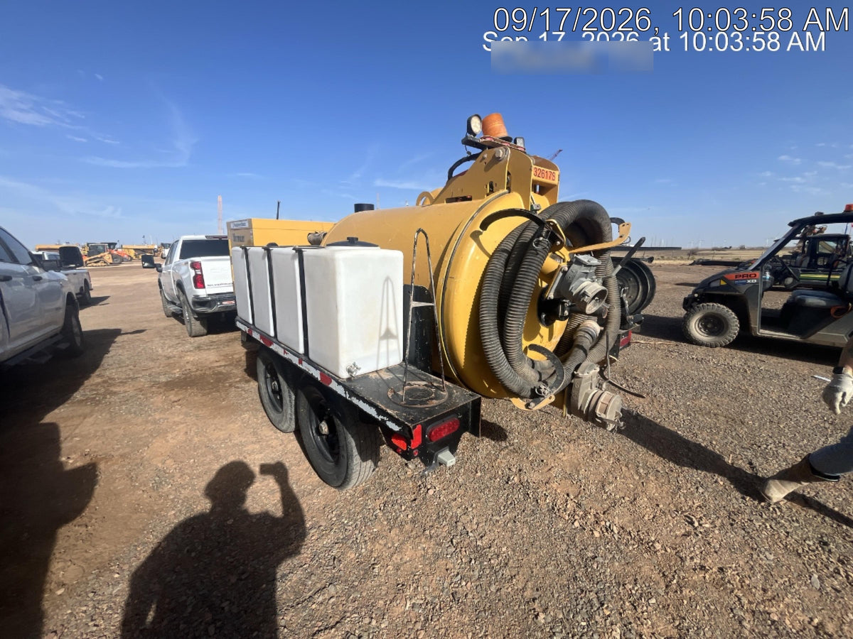 2023 Vac-Tron LP573XDT T4 Koehler Diesel Engine, 500 Gallon Debris Tank, x2 100 Gallon Water Tanks