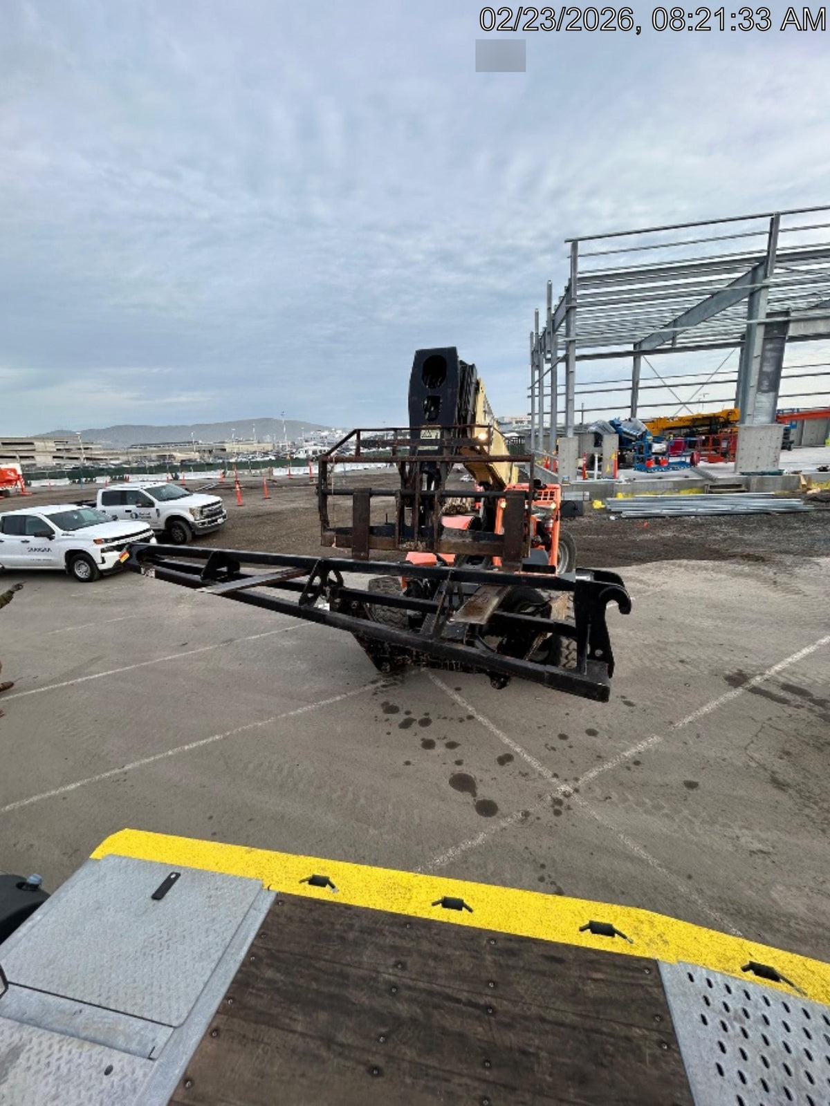 2024 JLG 1001275853