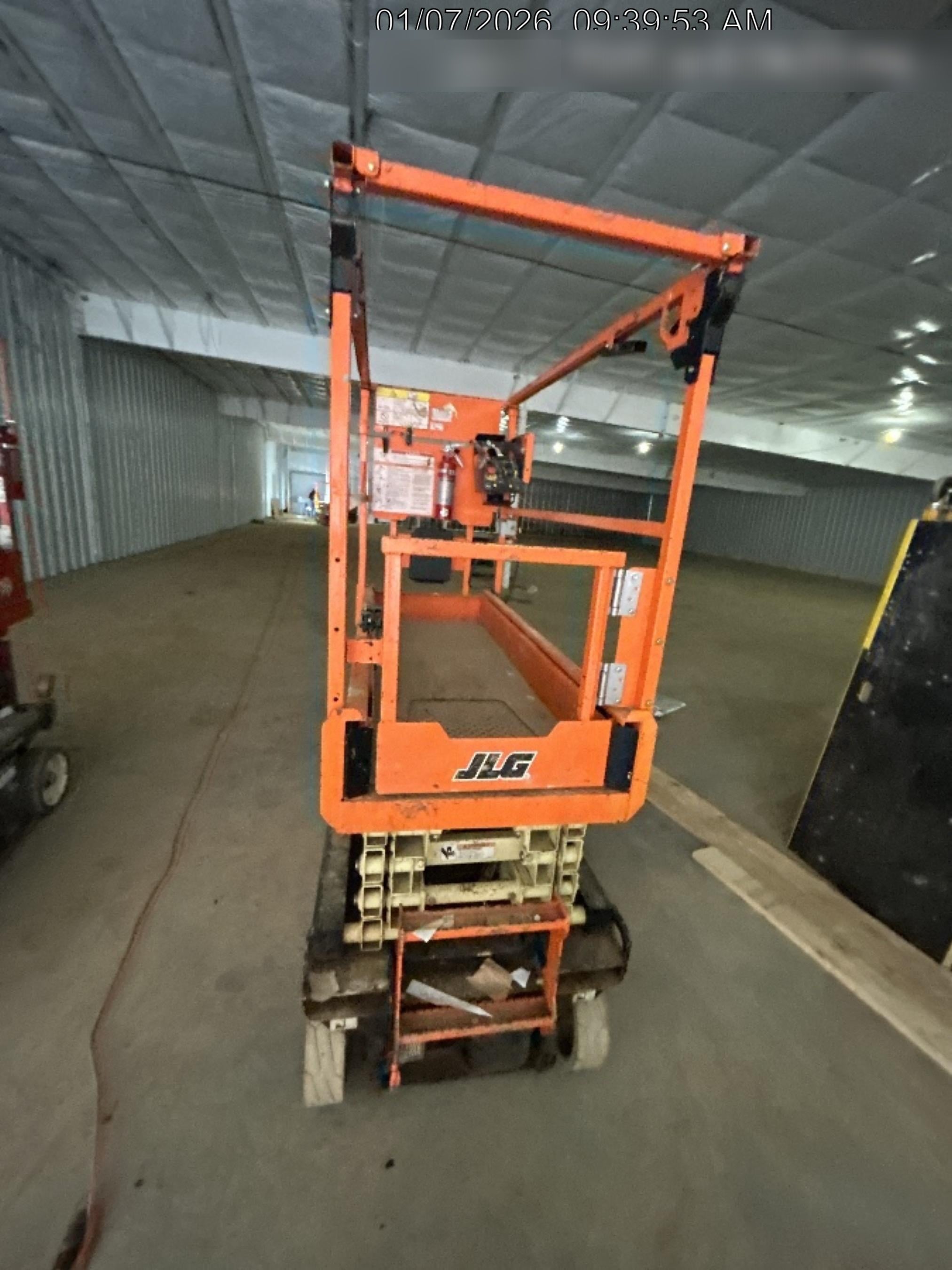 2021 JLG ES1932