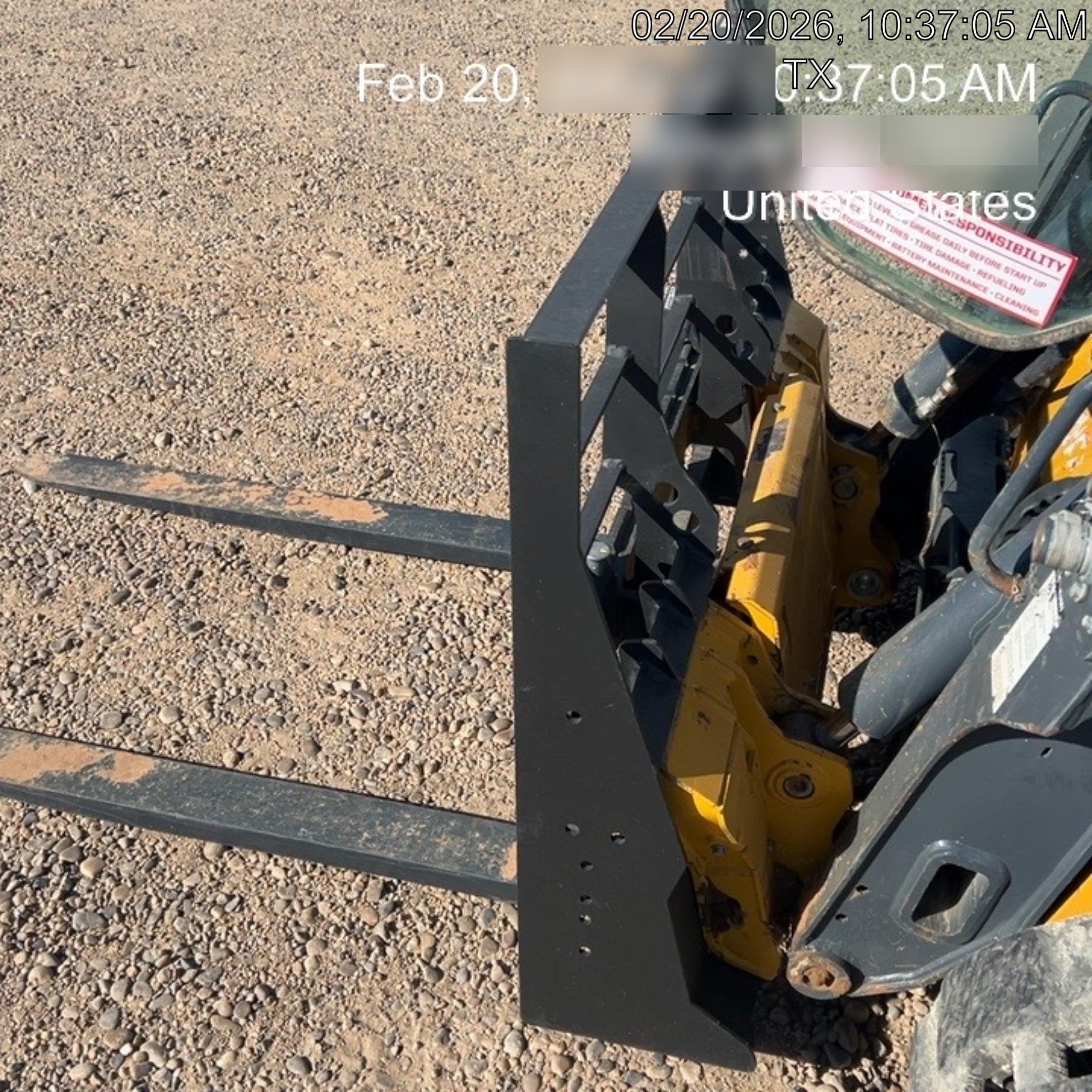2025 ARROW MATERIAL HANDLING 48" Pallet Forks - Arrow