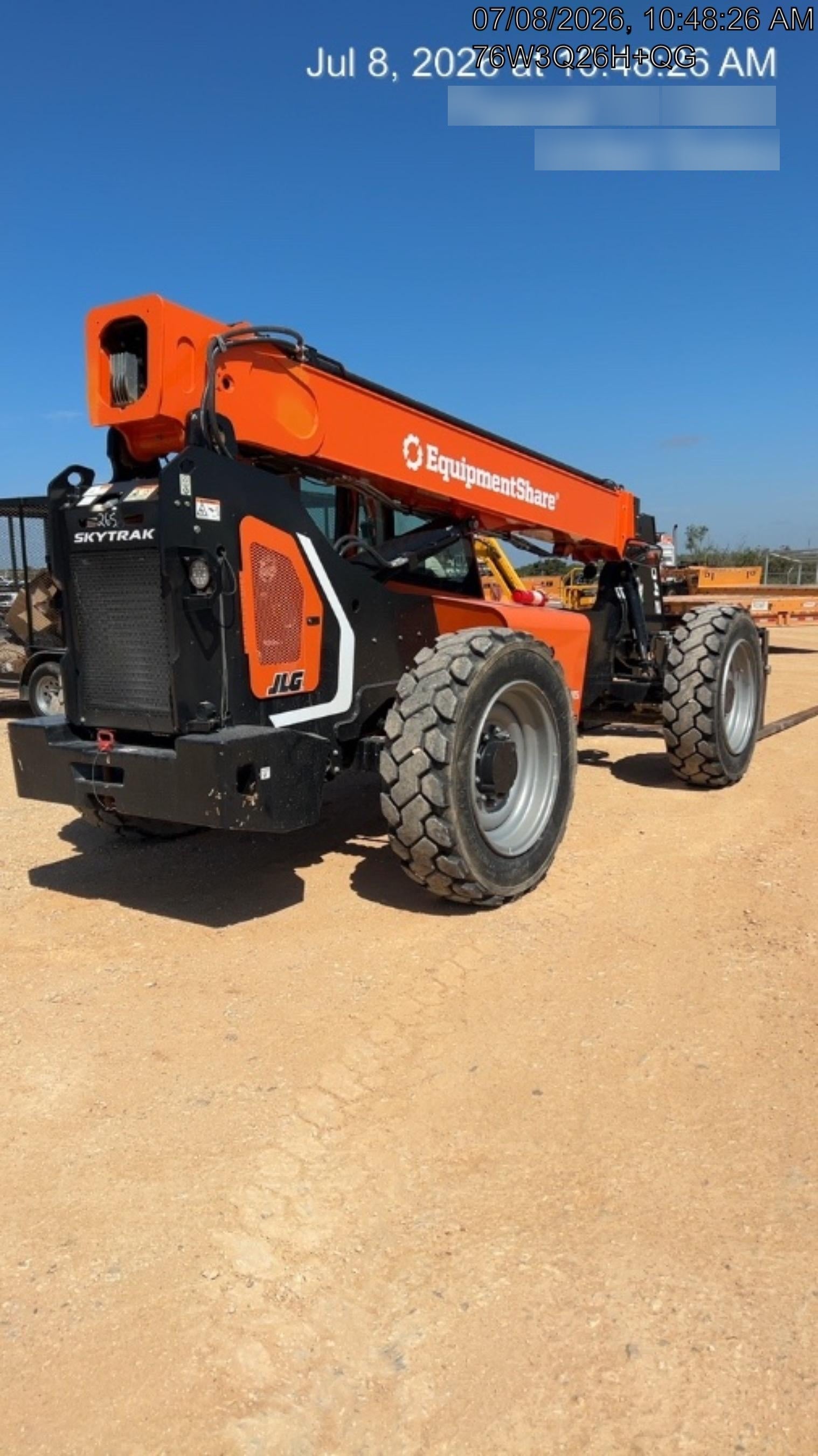 2024 SKYTRAK 8042
