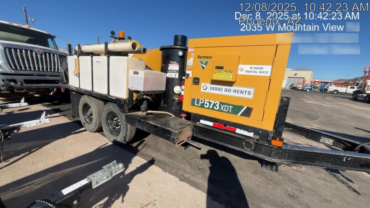 2022 Vac-Tron LP573XDT T4 Koehler Diesel Engine, 500 Gallon Debris Tank, x2 100 Gallon Water Tanks