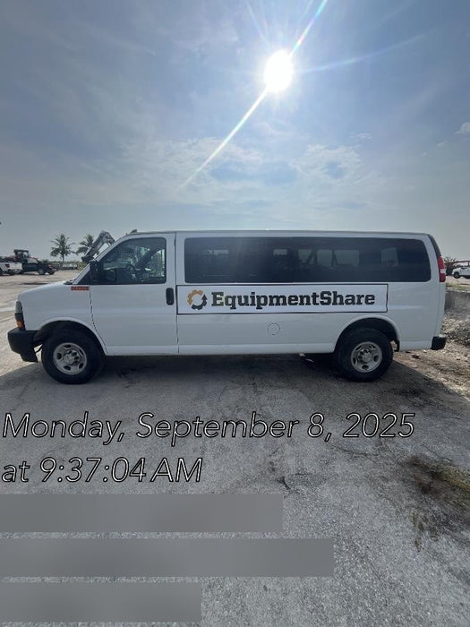 2023 CHEVROLET Express Van - Rental