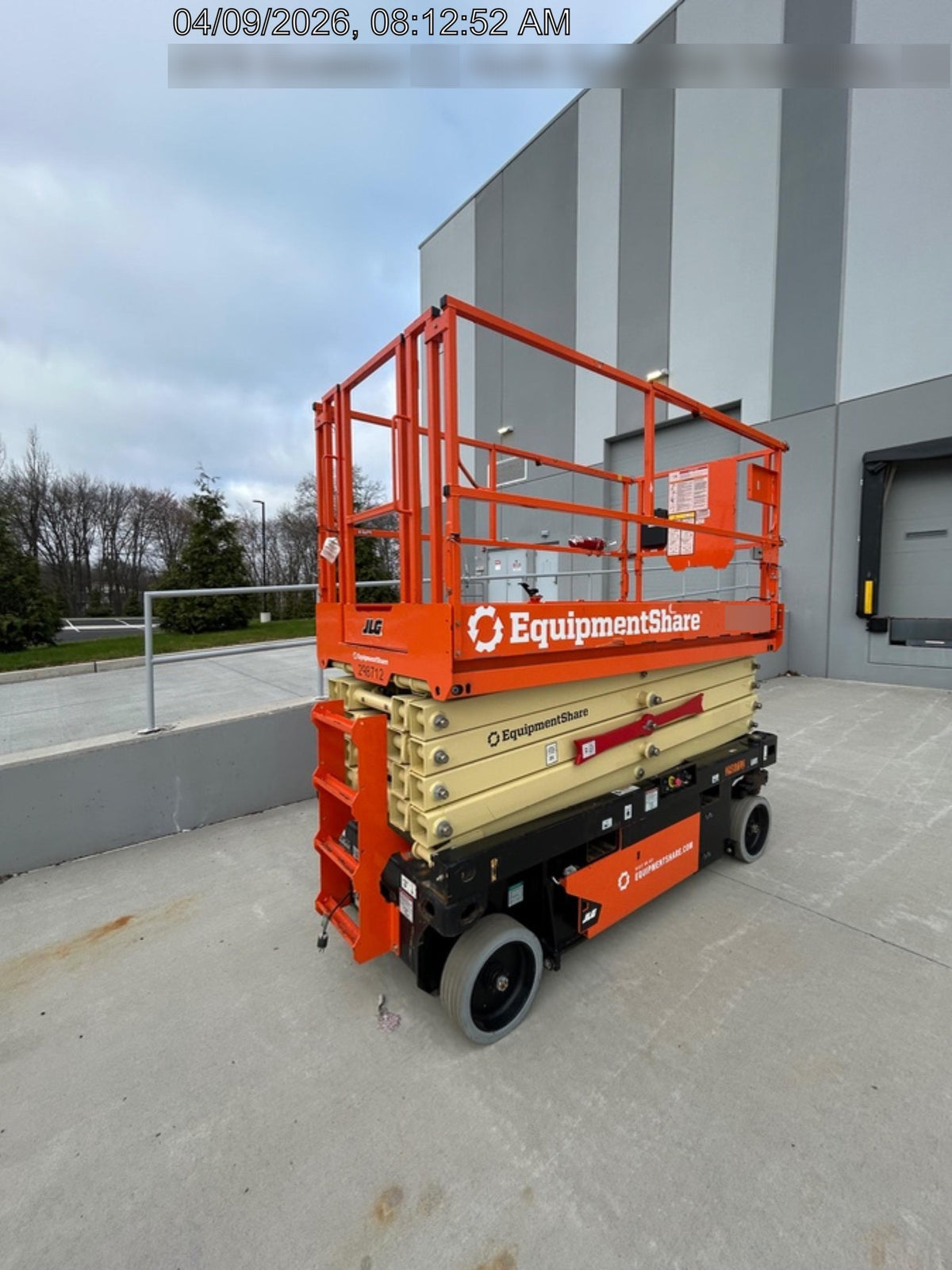 2023 JLG R4045