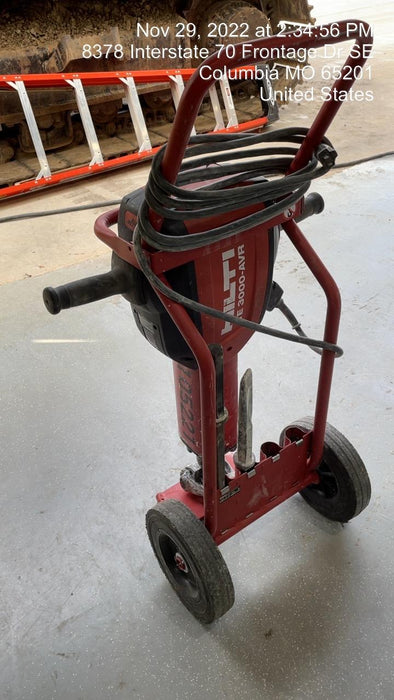 2020 HILTI TE 3000-AVR