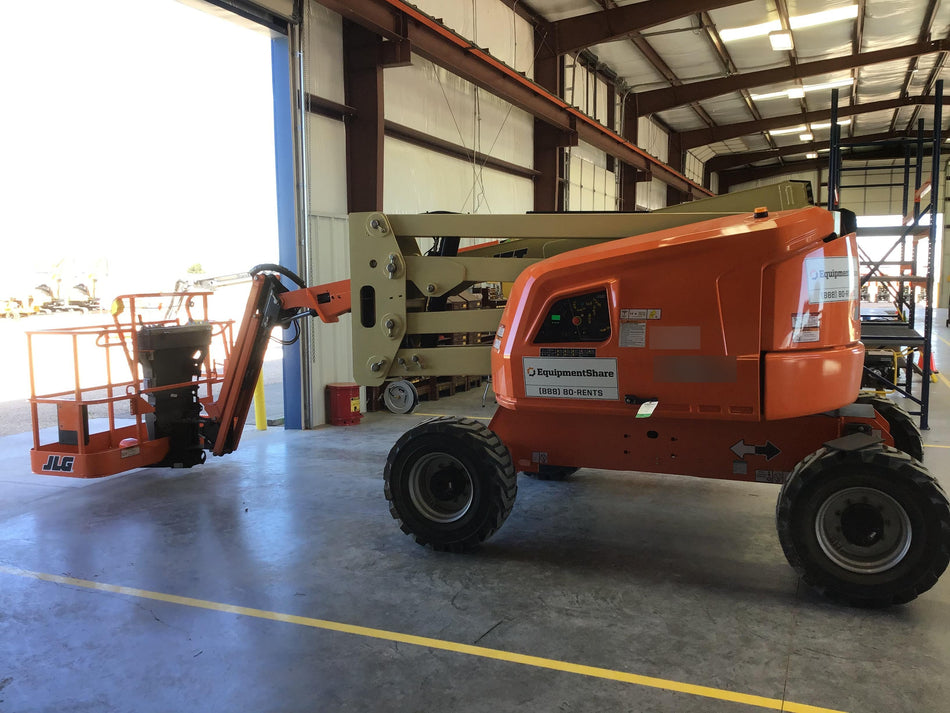 2019 JLG 450AJ
